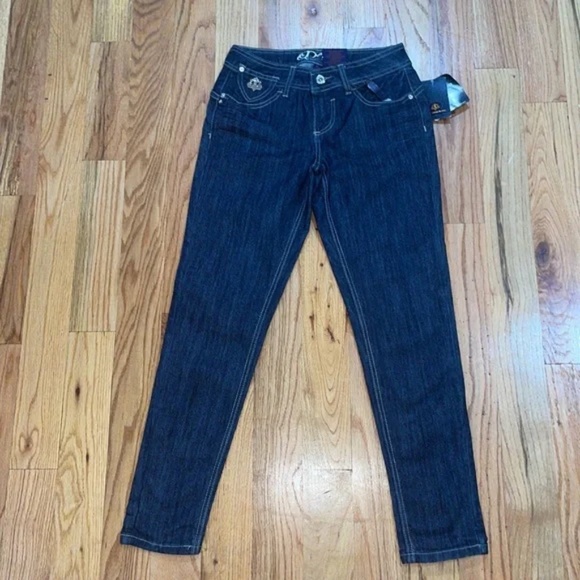 NEW Y2K Dereon Beyonce Studded stretch Denim Cropped Capri Jeans 7 /8 - Picture 8 of 15